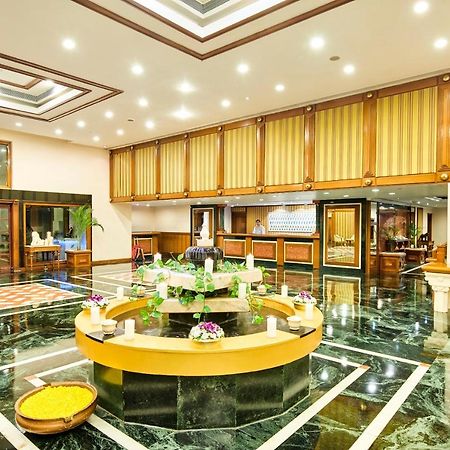 Hotel The Ummed Ahmedabad Airport Zewnętrze zdjęcie